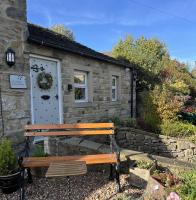 The Granary with hot tub - 2 miles from Skipton - Bed and Breakfast Carleton