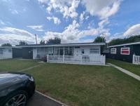 L&L's Lodge, A small but perfectly formed chalet - B&B Chapel Saint Leonards
