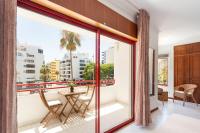 SunnyQuarters WalktoBeach 2BR AC - B&B Quarteira