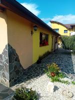 Útulný Domček Privat Bedrich - Bed and Breakfast Poprad