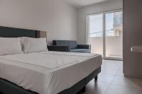 Appartamento con 1 Camera da Letto, Vista Mare e Balcone 