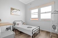Affordable Single Bedroom - Heart of Belmore with Shared Bathroom - B&B Sydney