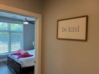 Modern Near Downtown Hospitals Greenville Stay - B&B Greenville