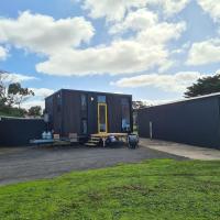 Oceans Edge Retreat by Tiny Away - B&B Portland