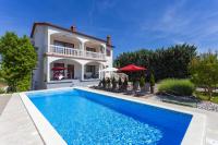 Villa Diana by Briskva - Chambres d'hôtes Nedeščina