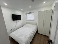 Modern en-suite rooms Luton air port - B&B Luton