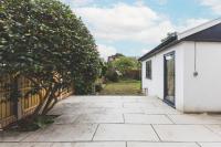 Elegant West London Home with Style - B&B Perivale