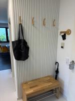 Penthouse mit Traumblick auf Teutoburger Wald - Dachterrasse, Whirlpool, Tiefgarage, Innenstadt - B&B Bad Salzuflen
