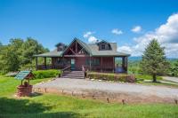 Expansive Porches with Views, Fireplaces, Comm Rec Center - B&B Piney Creek