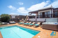 Villa Azure - LH122 By Villas Now Ltd - Ferienwohnung Playa Blanca