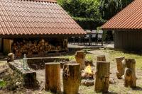 Unique forest cabin by lake near Legoland, ForestCabinDK - B&B Ansager