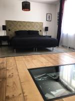 Camera Matrimoniale con Vista Giardino