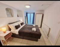 Kent 1 bedroom apartment 2 mins walk to Gravesend Station & Town Centre - B&B Gravesend