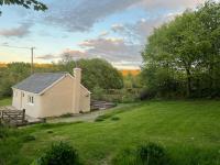 Tranquil 1 bedroom cottage 15 mins drive to sea - Ferienwohnung Mydroilin