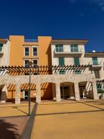 BEACH HOUSE - Walkable to Beach - Wi-Fi Included - Bed and Breakfast Santa Maria