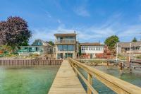 Spacious Riverfront Home w/ Dock in St Clair! - B&B Saint Clair