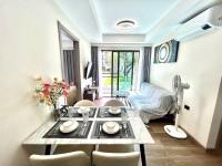 Chiang Mai the one C Pool view Two bedrooms and two bathrooms for five people Fully equipped Cooking allowed Preferred residence - Chambres d'hôtes Chiang Mai