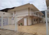 Apto com piscina 700 mts Praia Maranduba Ubatuba - B&B Ubatuba