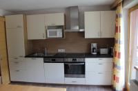 Apartamento de 3 dormitorios con balcón