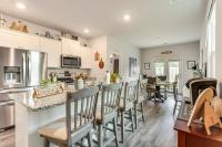 7 Mi to Dtwn Augusta! Modern Family Home - Bed and Breakfast Beech Island