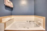 Tremblant Manoir Haven- walk to ski resort/Village - Ferienwohnung Mont-Tremblant