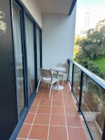 City Lights Retreats - 2 Bedroom, 1 Bathroom - Chambres d’hôtes Perth