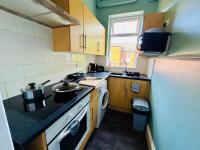 Garrick's Suite-Home away from Home- suitable for couples retreat, Contractors and NHS- free parking - Chambres d'hôtes Southport