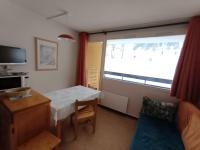 Appartement 4 pers non rénové - Vue sur pistes, animaux admis - Chambres d'hôtes Montgenèvre