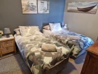 Twin Room with Bathroom