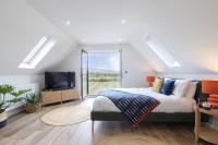 Beautiful Self Contained Loft Studio Home in Rural Toddington - B&B Toddington