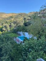 La casita del pueblo GARDEN petfrienly con chimenea - B&B Acebuches