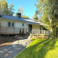 Spacious house 160m2 with own SAUNA, FREE PARKING, private yard area - B&B Rovaniemi