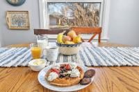 True Bed - and Breakfast! - made fresh by Grandma - B&B Frankenmuth