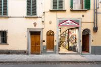 Keys of Italy - Albero 15 - Big and Small apt by Train station 2nd floor - B&B Firenze