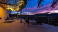 Le 180 à Balazuc - Vue exceptionnelle sur les Gorges de l'Ardèche & Jacuzzi - B&B Balazuc