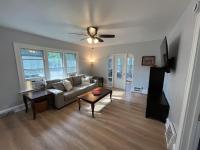 Beach town bungalow - Bed and Breakfast Sheboygan