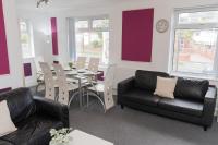 Family home, Convenient to Local Pubs, Takeaways - Bed and Breakfast Parkside