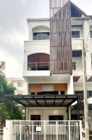 Impact Arena & DMK - 4BR 12pax Home 55" Smart TV - B&B Ban Bang Talat