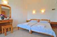 Camera Standard Doppia con Letti Singoli e con Vista Mare