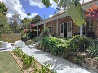 Bunya House at On Burgum Pond - B&B Maleny