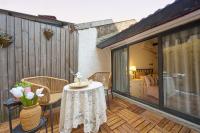Shanghai Hills&Well-time Scandi Loft with Terrace Near Line2 Jing'an Temple - B&B