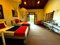 Camera Tripla Deluxe