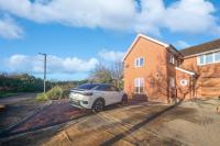 4Bed House MK - B&B Simpson