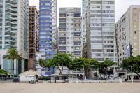 30m da PRAIA, Climatizado e Wi-Fi - B&B Camboriú