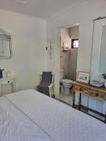 Smooth Sailing Unit -Ebbtide Beach House - B&B Port Shepstone