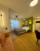 Дизайнерская студия с видом на город - B&B Almaty