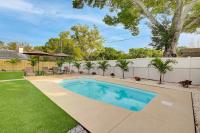 Palm Oasis-Serene Backyard Private Poolside - B&B St. Petersburg