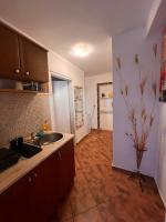 Studio - Split-Level
