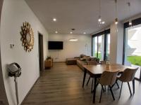 Fenyvesliget Apartmanok III - B&B Balatonfenyves