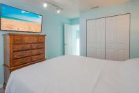 Light Sand with Heated POOL - B&B Largo